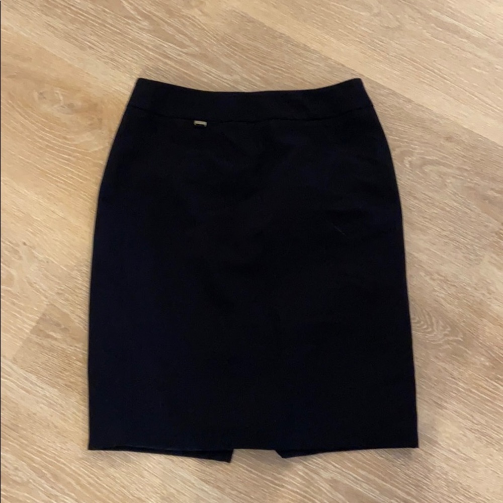 Dark blue pencil skirt.